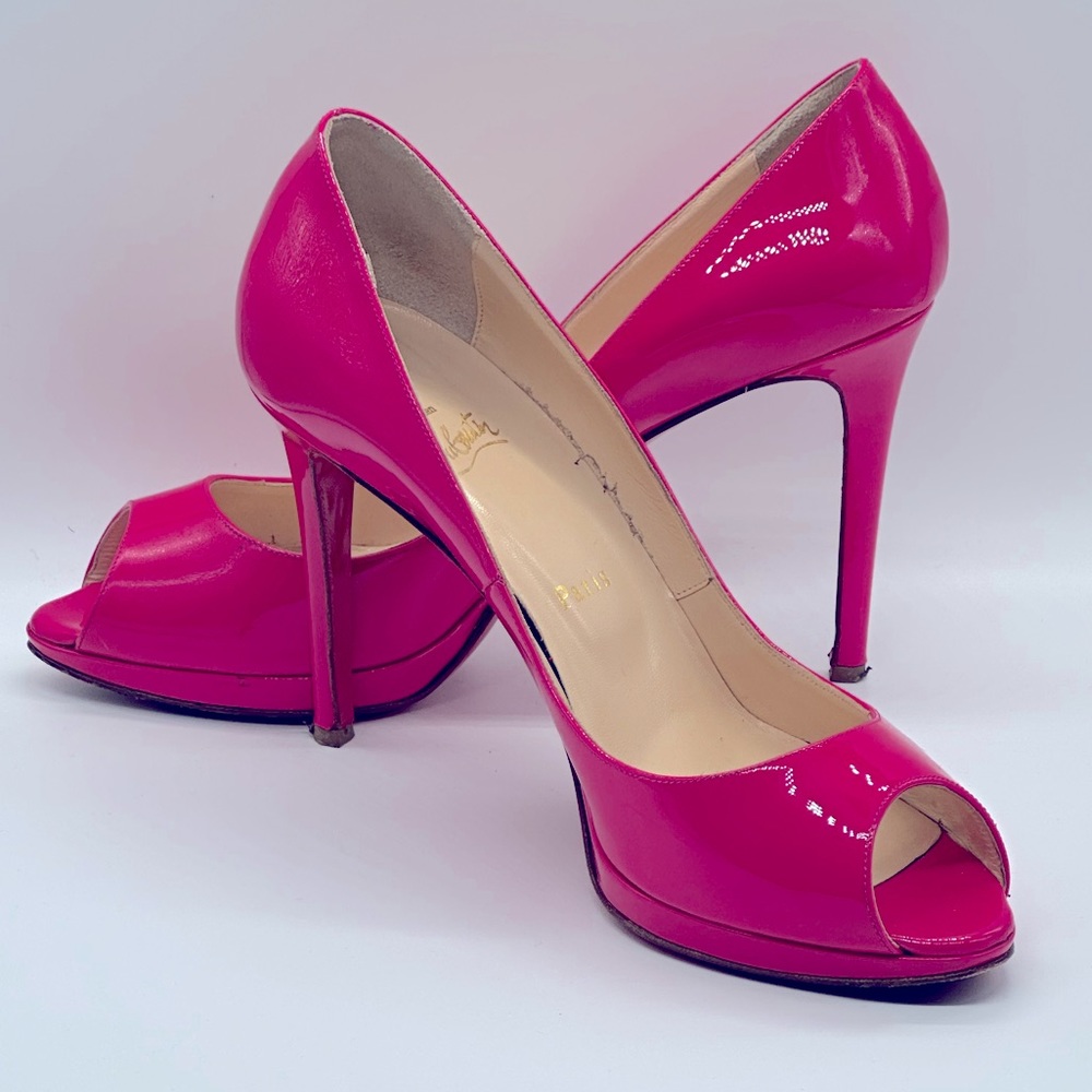 👄🔥HOT SHOE ALERT!! Christian Louboutin Patent Yolanda 100mm🔥👄